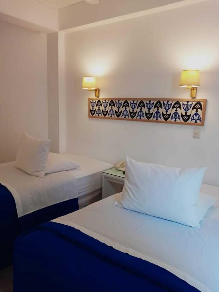 Classic Double Room, 2 Twin Beds, Non Smoking, Ensuite photo 3