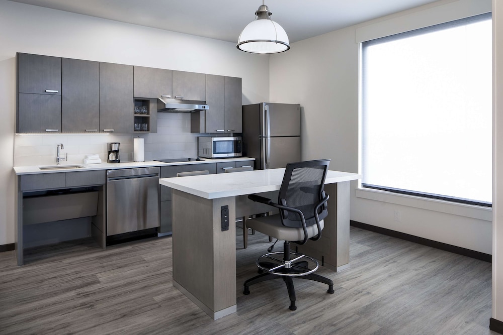 Suite, 1 Bedroom, Accessible, Bathtub (with Kitchen)