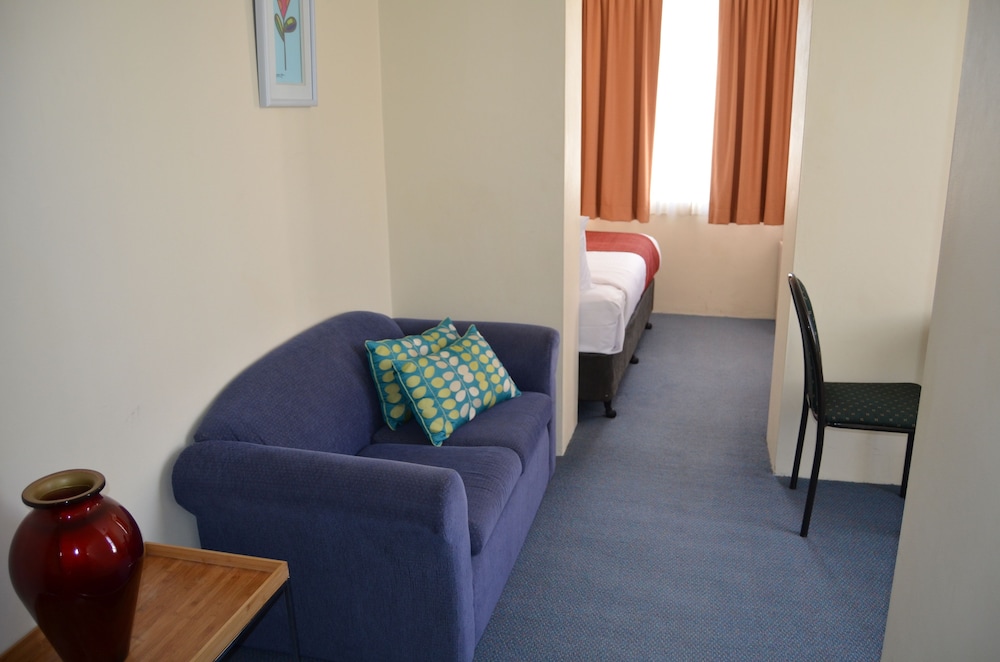 BayView Spa Suite