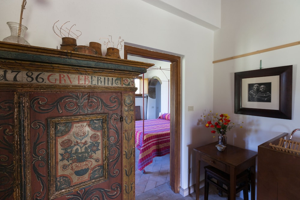 House, 1 Bedroom photo 3