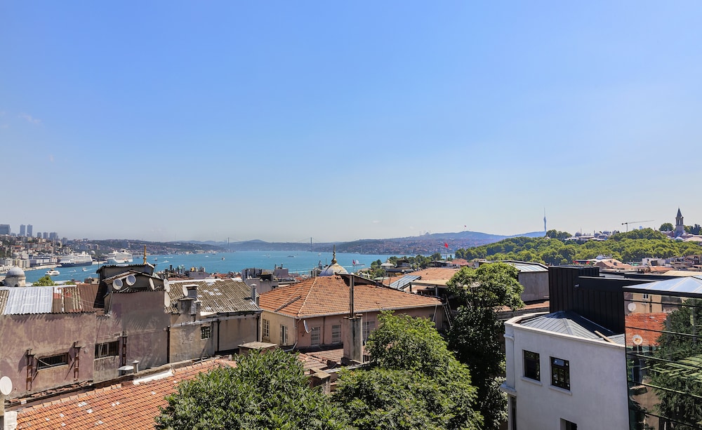 Panoramic Room thumbnail 5