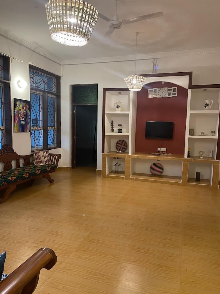 Comfort Apartment photo 3