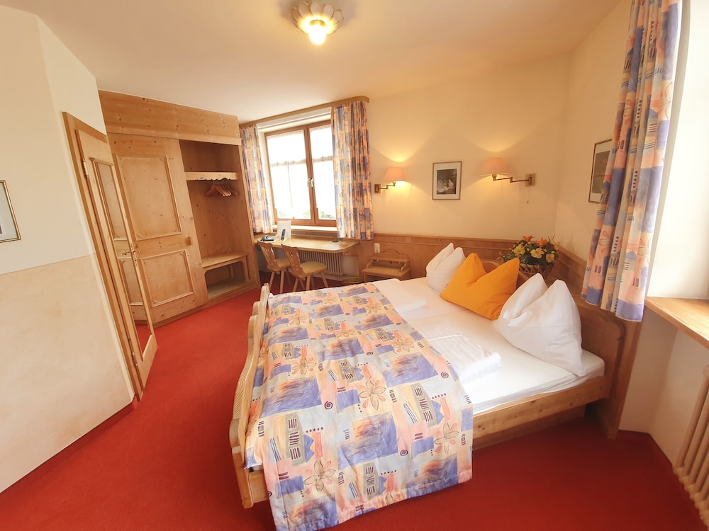 Classic Double Room