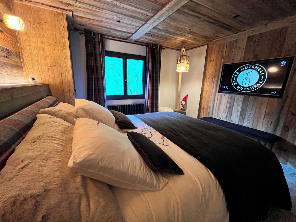 Chalet, Mountain View