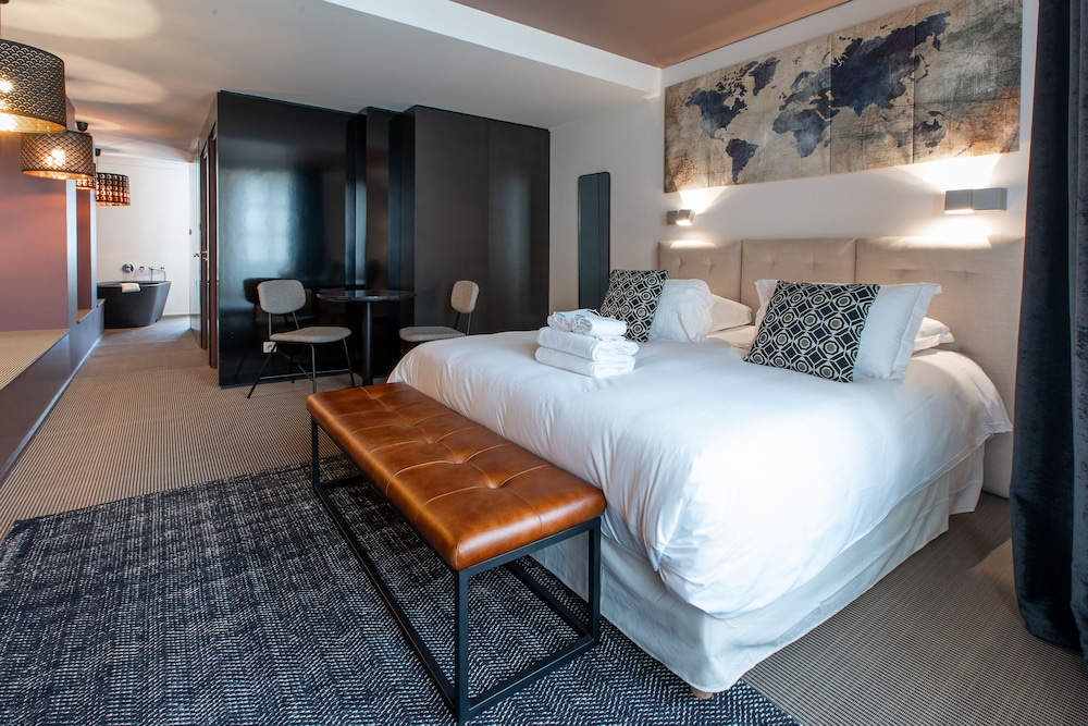 Standard Double Room, Ensuite (Réglisse)