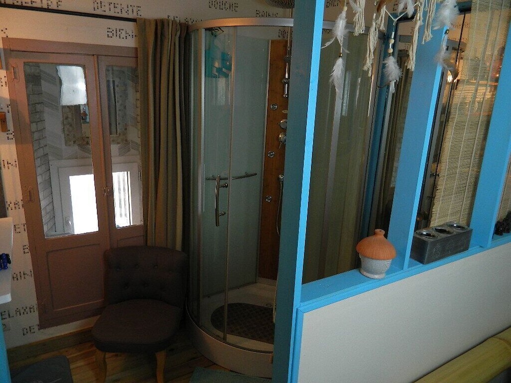 Double Room (Bleue) - Photo 3