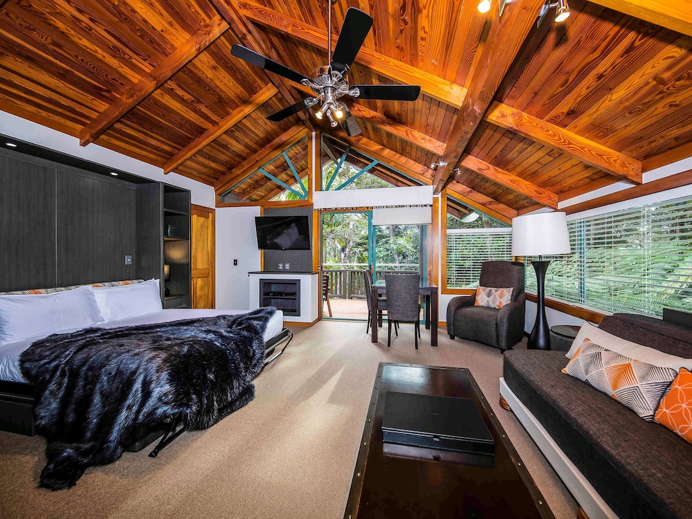 Chalet, 1 Queen Bed (Kauri)