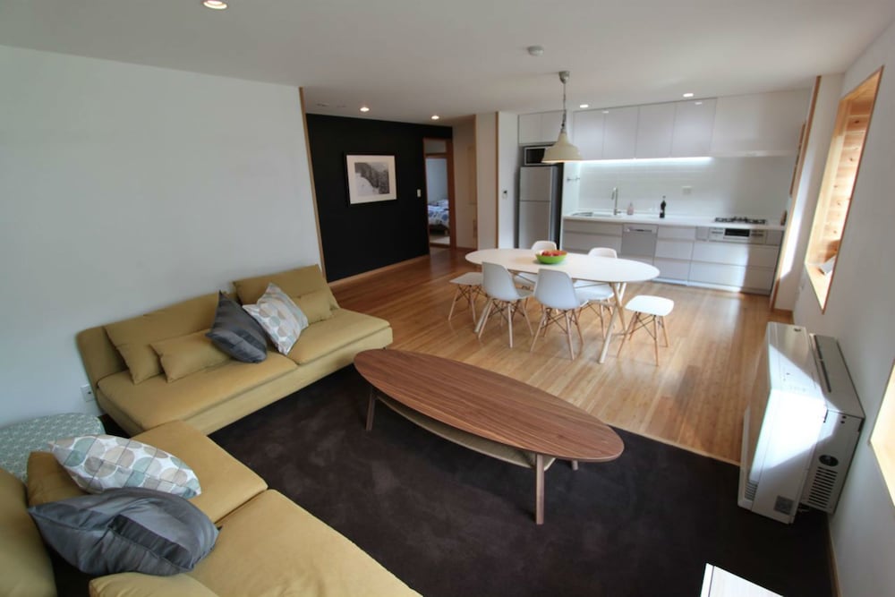Apartment, 2 Bedrooms, Kitchen ( 201 ) photo 1