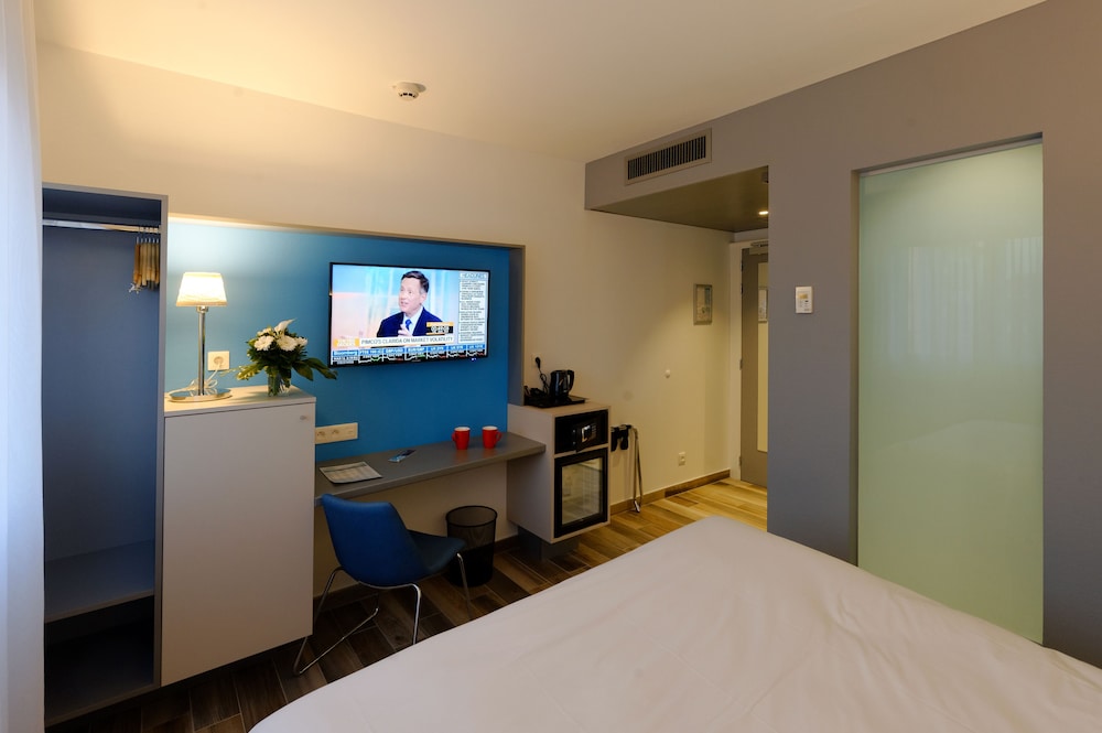 Single Standard Twin Room for 1 person photo 1