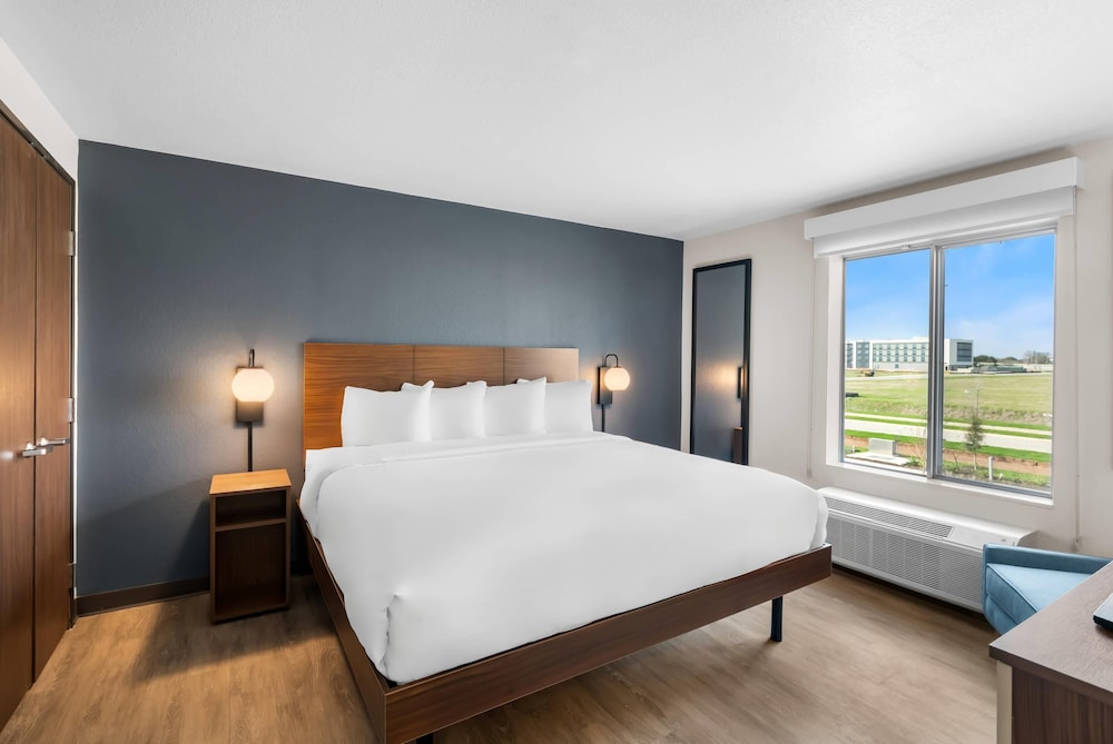 Suite, 1 King Bed, Non Smoking
