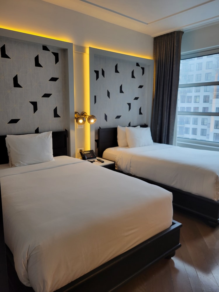 Classic Room, 2 Double Beds
