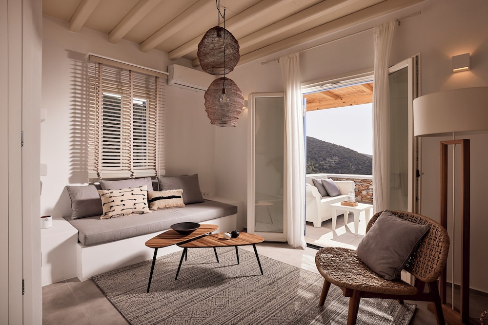 Superior Suite With Sea View photo 3