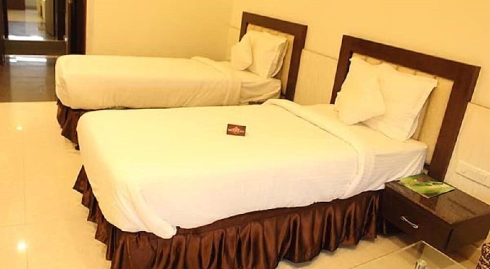 Deluxe Double Room, 1 Double Bed, Private Bathroom photo 3