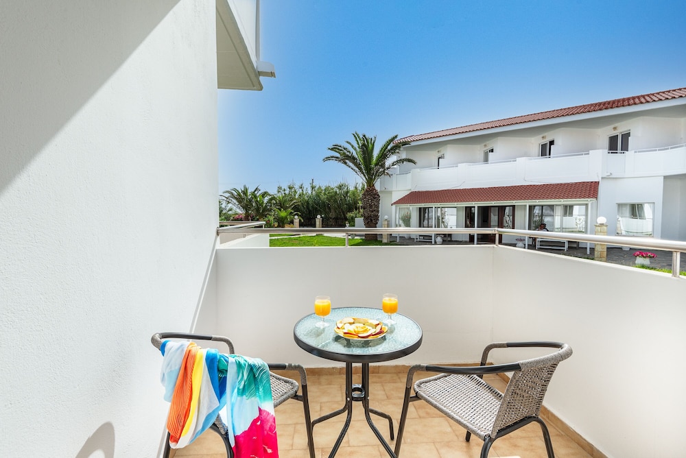 Classic Double or Twin Room, Garden View - Photo 19