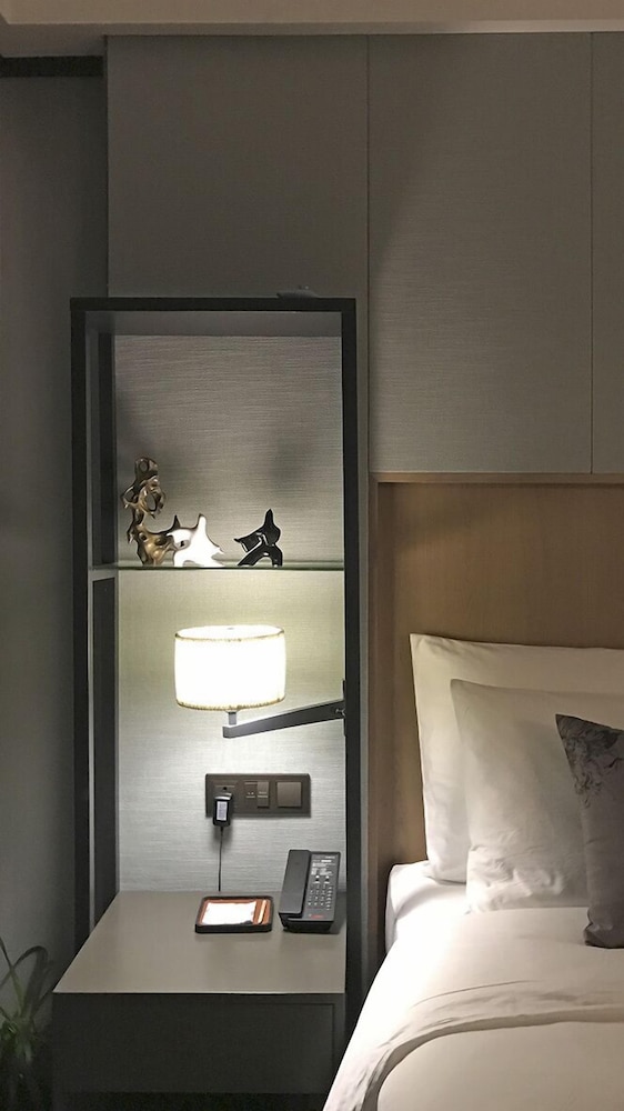 Unique King Room photo 3