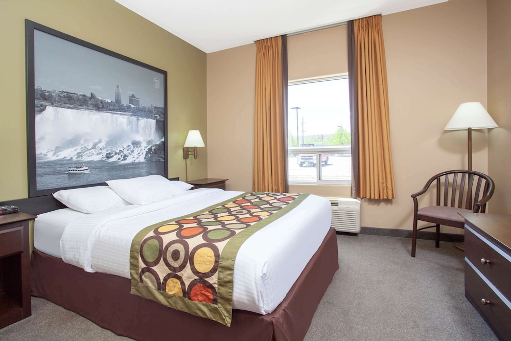 Deluxe Suite, 1 Bedroom, Non Smoking - Photo 1