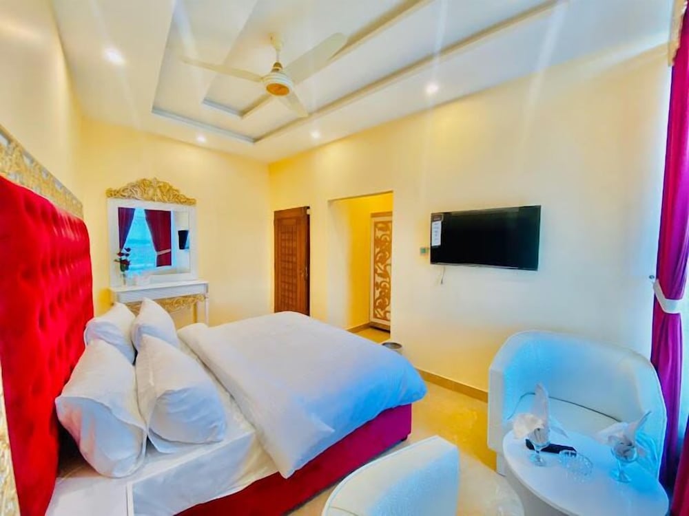 Deluxe Double Room photo 2