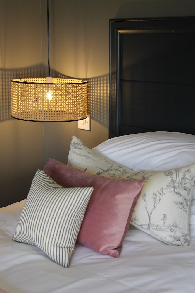Deluxe Double Room, River View photo 2