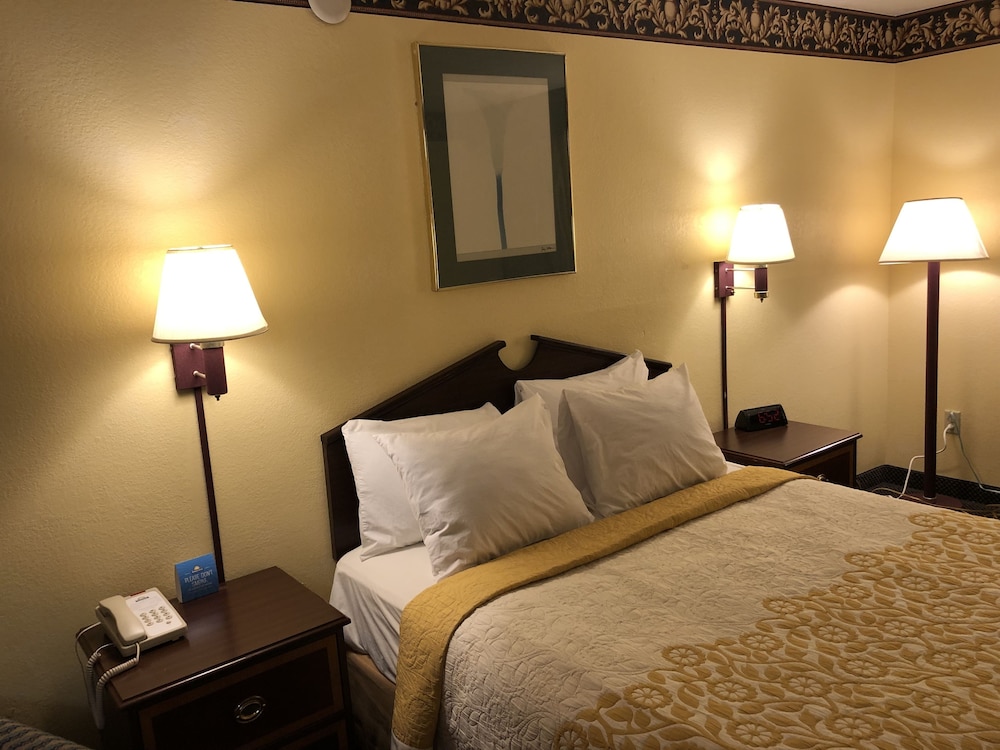 Room, 1 Queen Bed, Accessible, Non Smoking photo 3