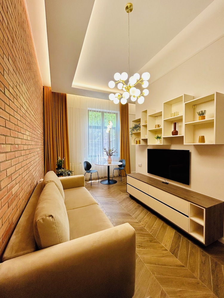 Premium Apartment