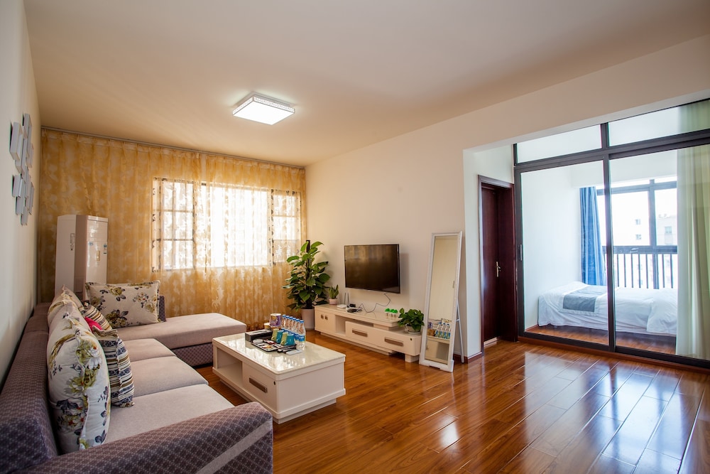 Suite, 3 Bedrooms