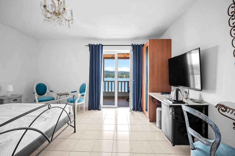 Romantic Double Room photo 1