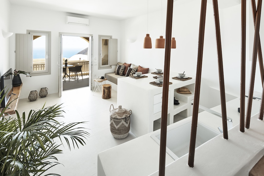 Suite, 1 Bedroom, Hot Tub (Outdoor Heated 3)