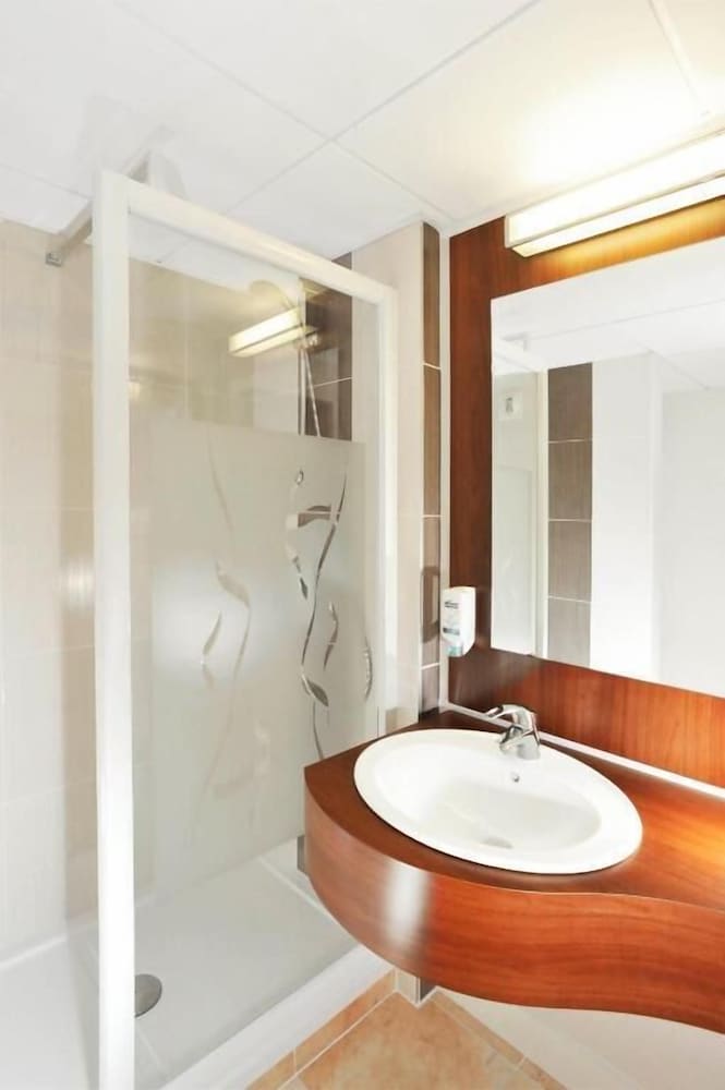 Standard Triple Room - Photo 4