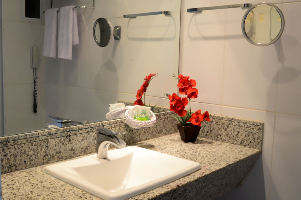 Superior Triple Room, City View - Photo 4