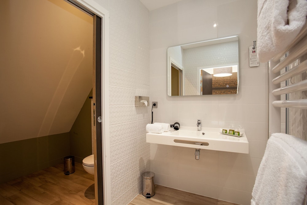 Comfort Double Room (Contemporary) photo 2