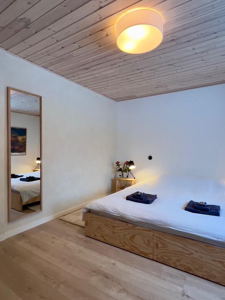 Classic Double or Twin Room, Lake View photo 3
