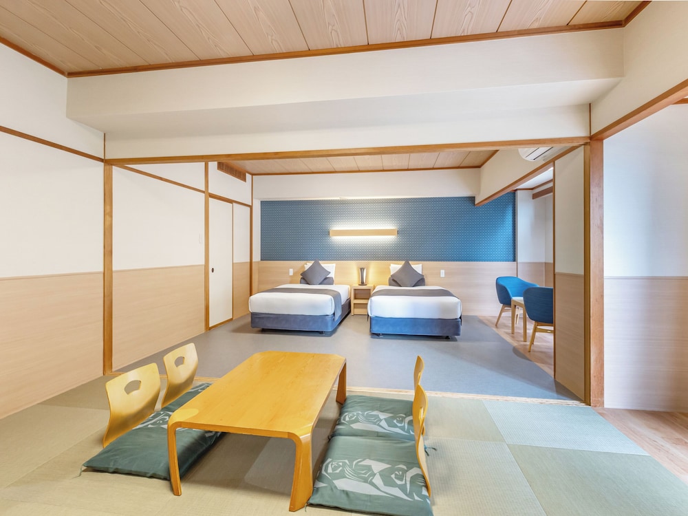 Japanese-Western-Style Room photo 3