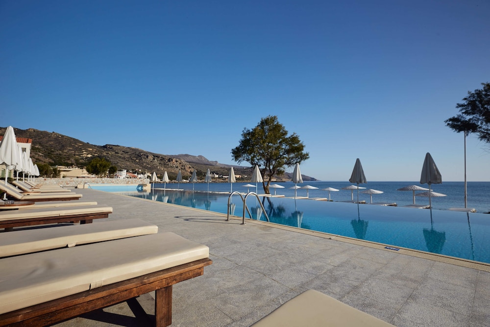 Junior Suite, Pool Access, Beachfront ( AD) - Photo 3