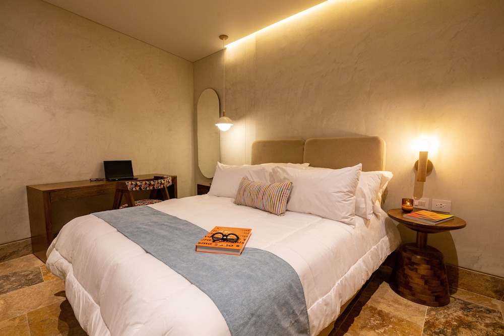 Standard Double Room - Photo 6