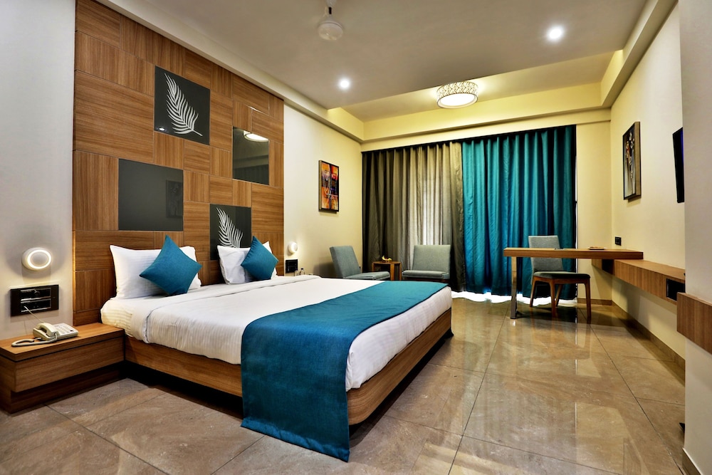 Deluxe Room, 1 Double Bed, Non Smoking photo 1