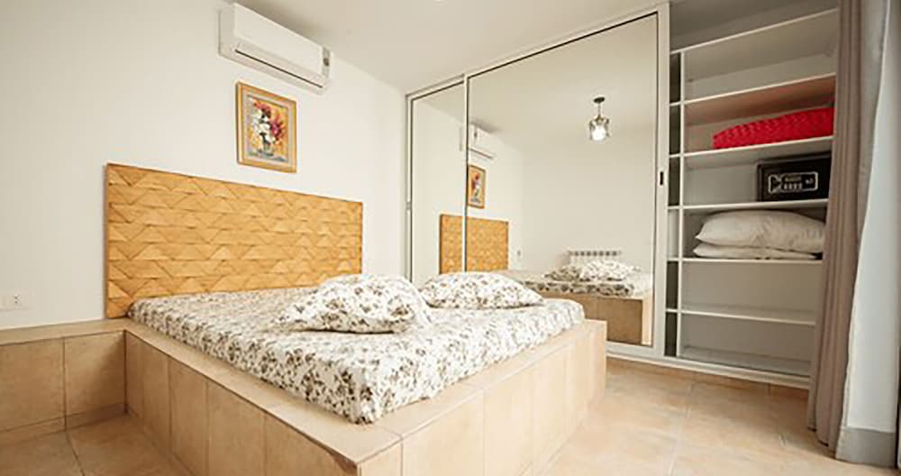 Comfort Room photo 1