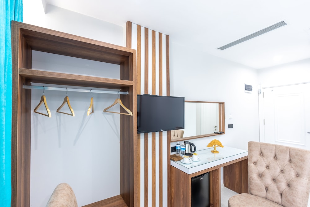 Deluxe Double Room photo 2