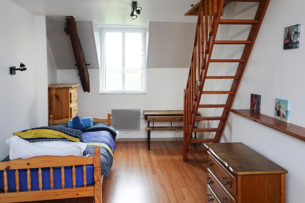 Classic Apartment, 2 Bedrooms photo 1
