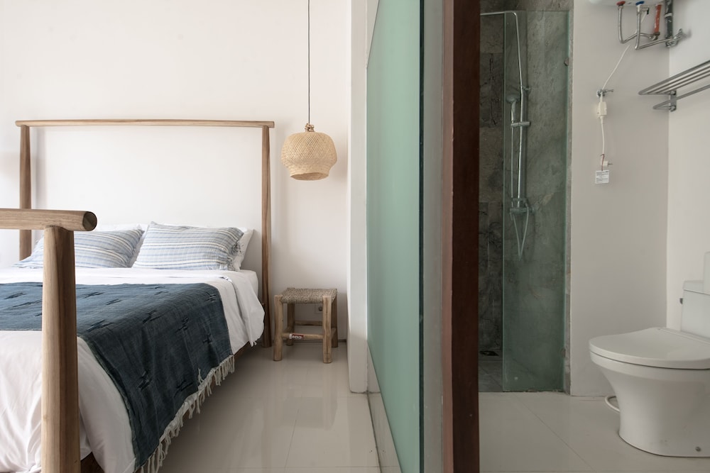 Suite, 2 Bedrooms - Photo 36