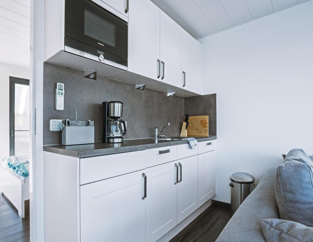Mobile Home photo 2