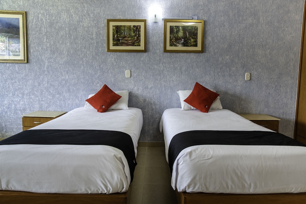 Standard Twin Room, 2 Twin Beds photo 1
