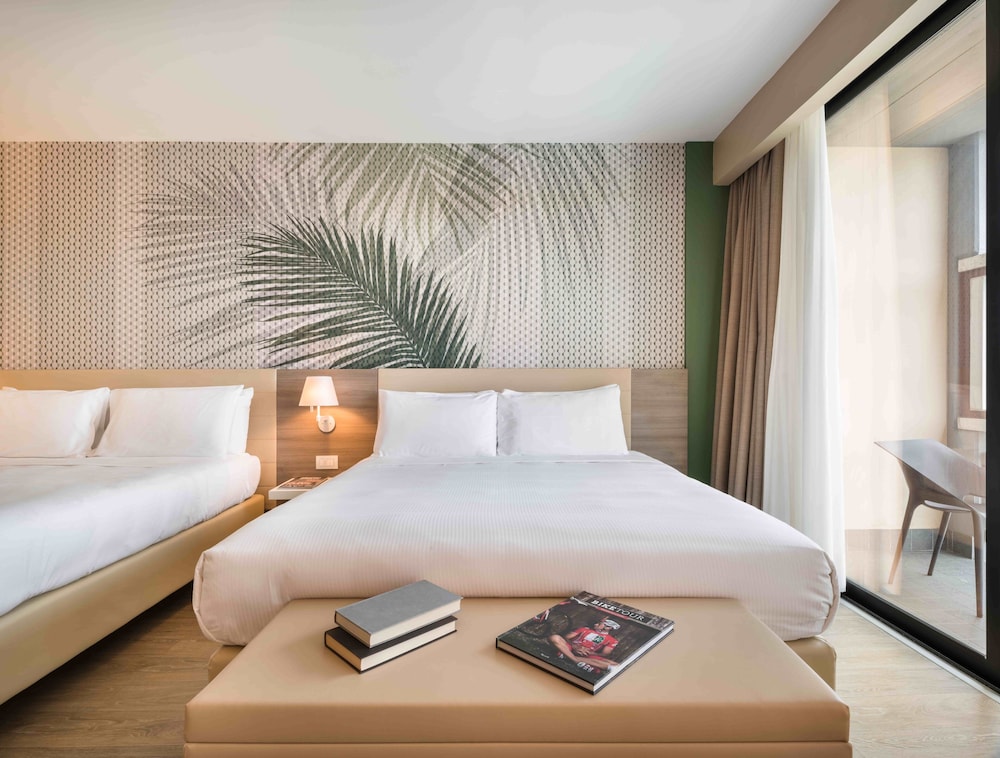Superior Double Room, Garden View