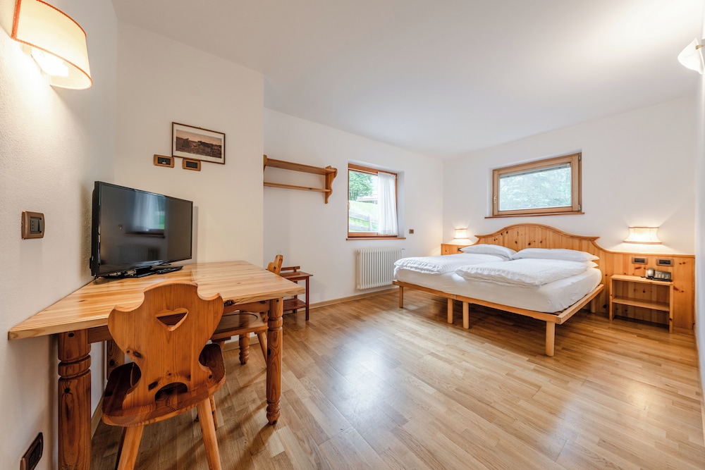 Classic Double or Twin Room, Mountain View (House Lisetta)