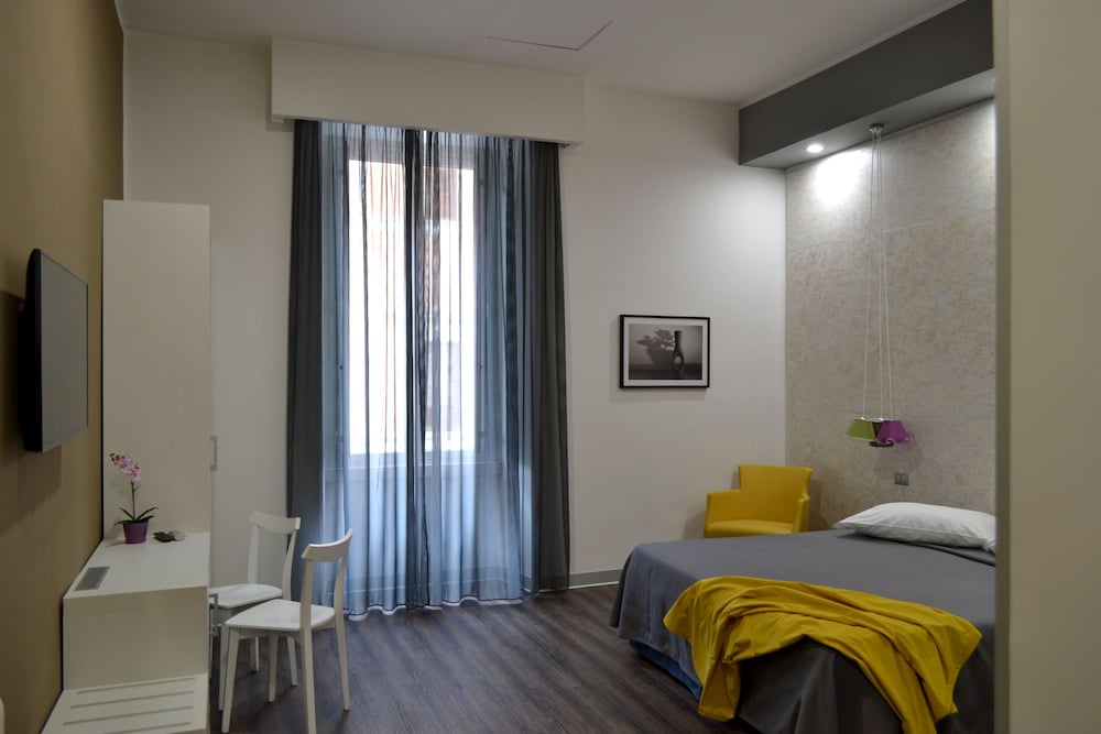 Grand Triple Room photo 3