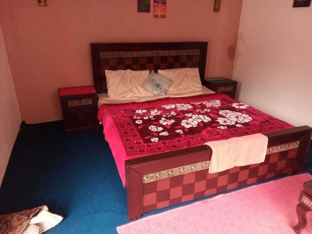 Standard Double Room photo 3