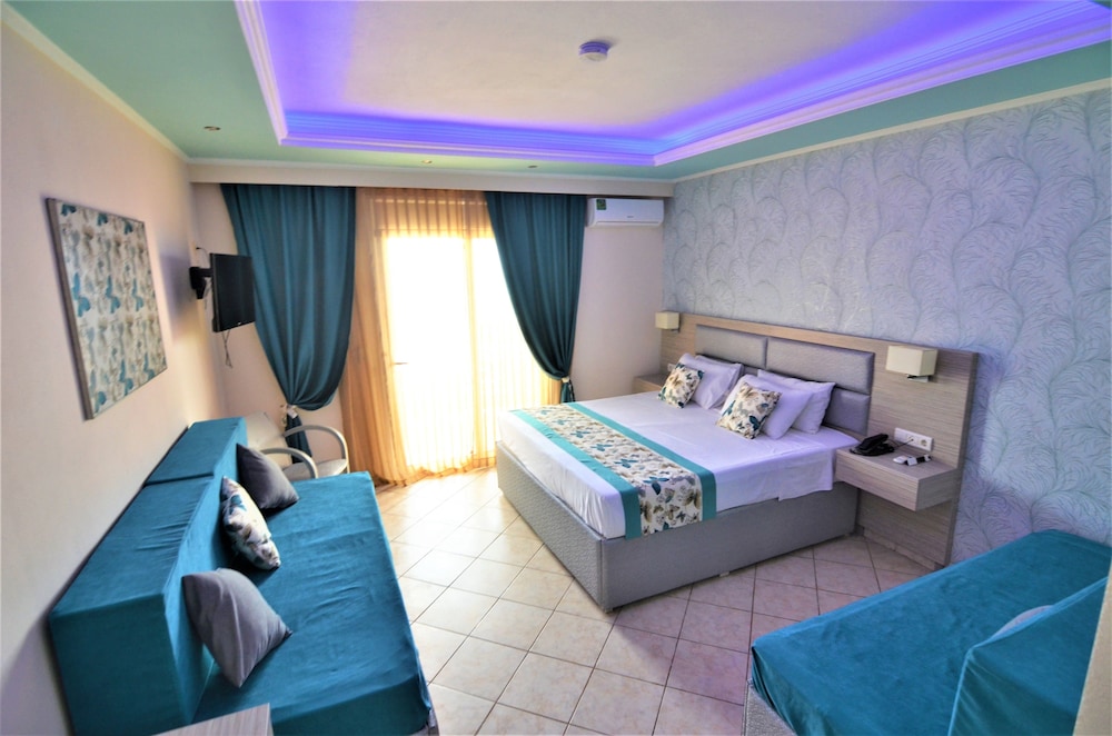 Superior Double Room, Sea View photo 3