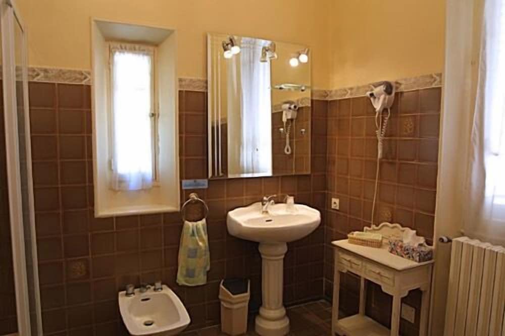 Suite For 2 - Castle photo 3