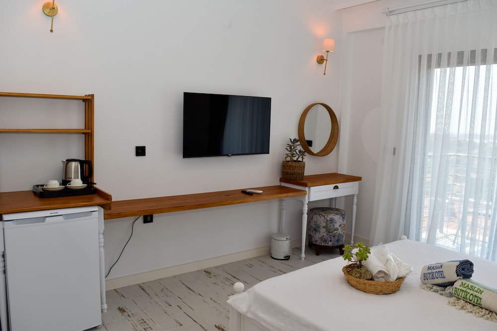 Deluxe Double Room, Balcony, Sea View - Photo 8