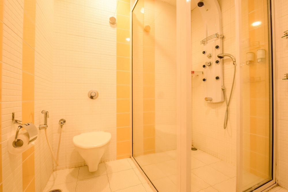 Luxury Suite photo 2