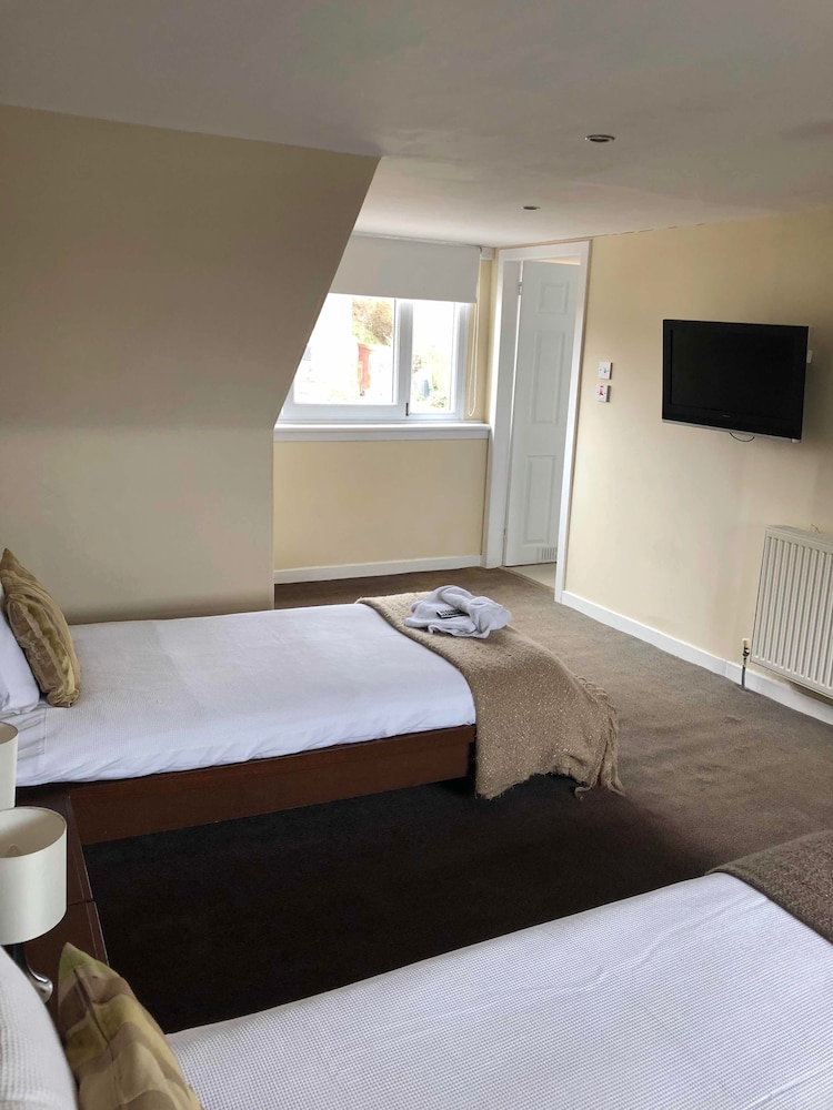 Standard Twin Room photo 2